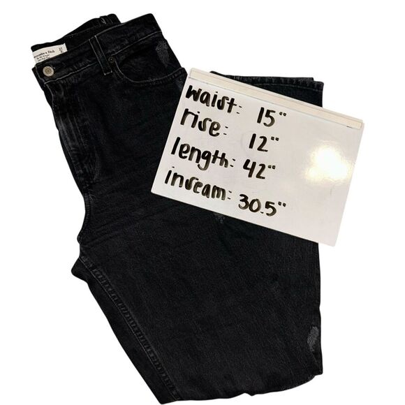 Abercrombie & Fitch The 90's Straight Ultra High Rise Distressed Denim Jean - Picture 7 of 7